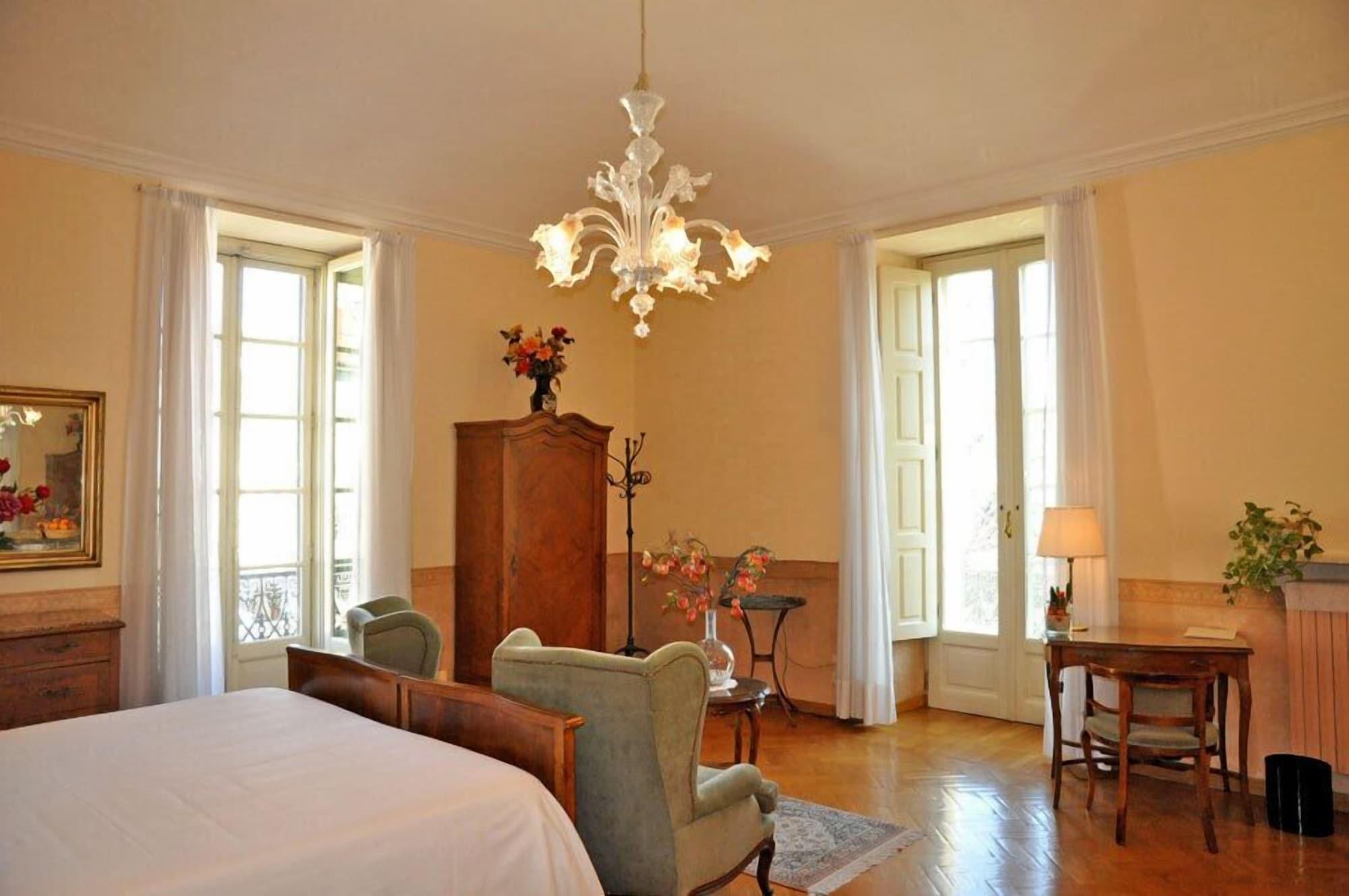Roma E Rocca Cavour Hotel Turín