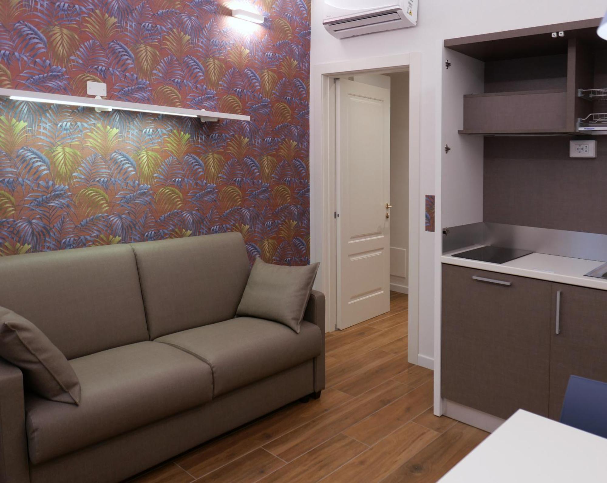 Roma E Rocca Cavour Hotel 3*