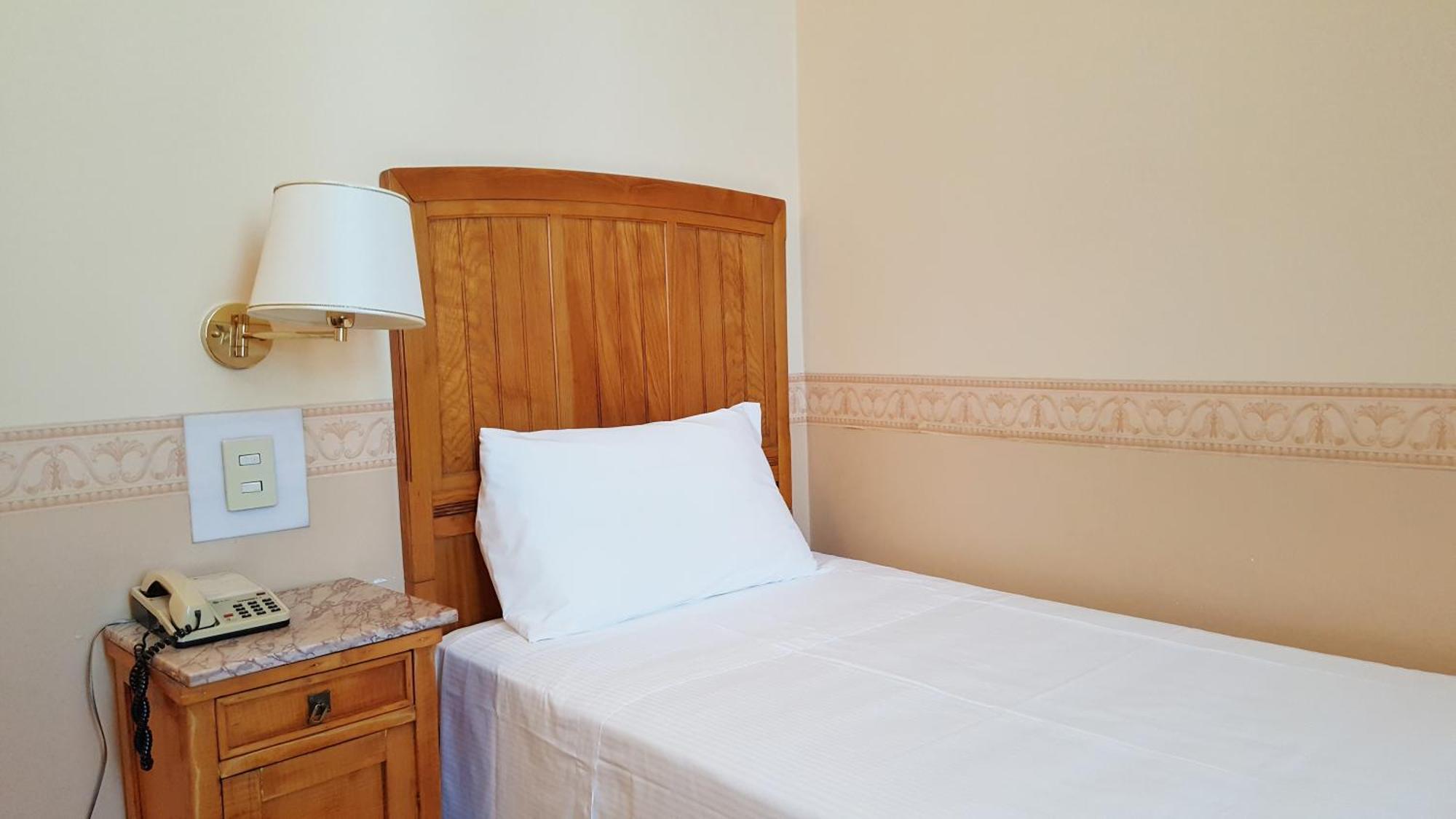 Roma E Rocca Cavour 3* Turín