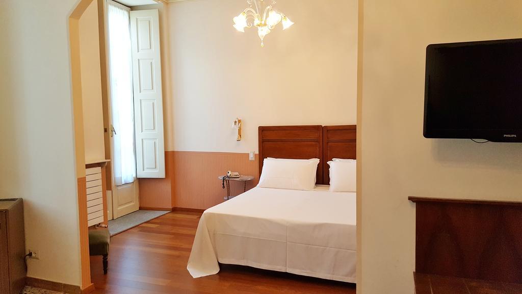 Roma E Rocca Cavour 3* Turín