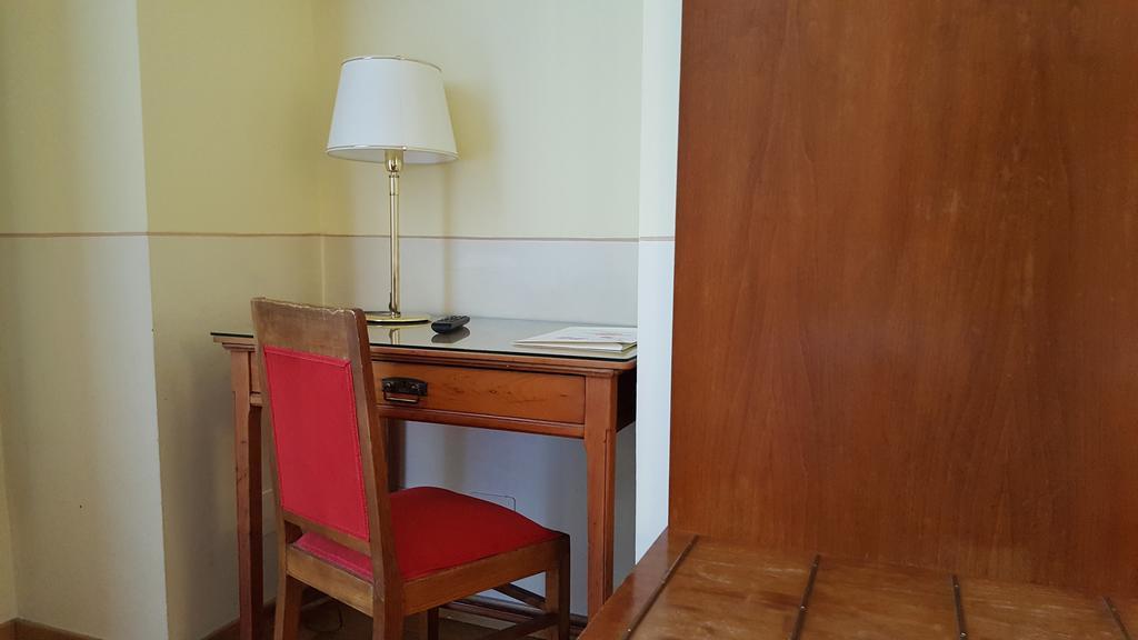 Hotel Roma E Rocca Cavour