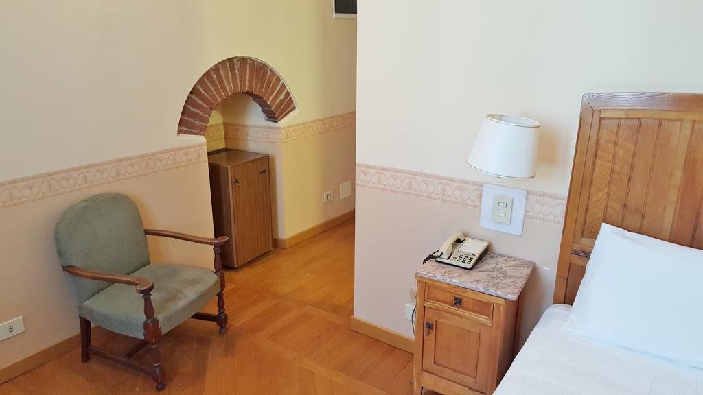 Roma E Rocca Cavour Hotel Turín